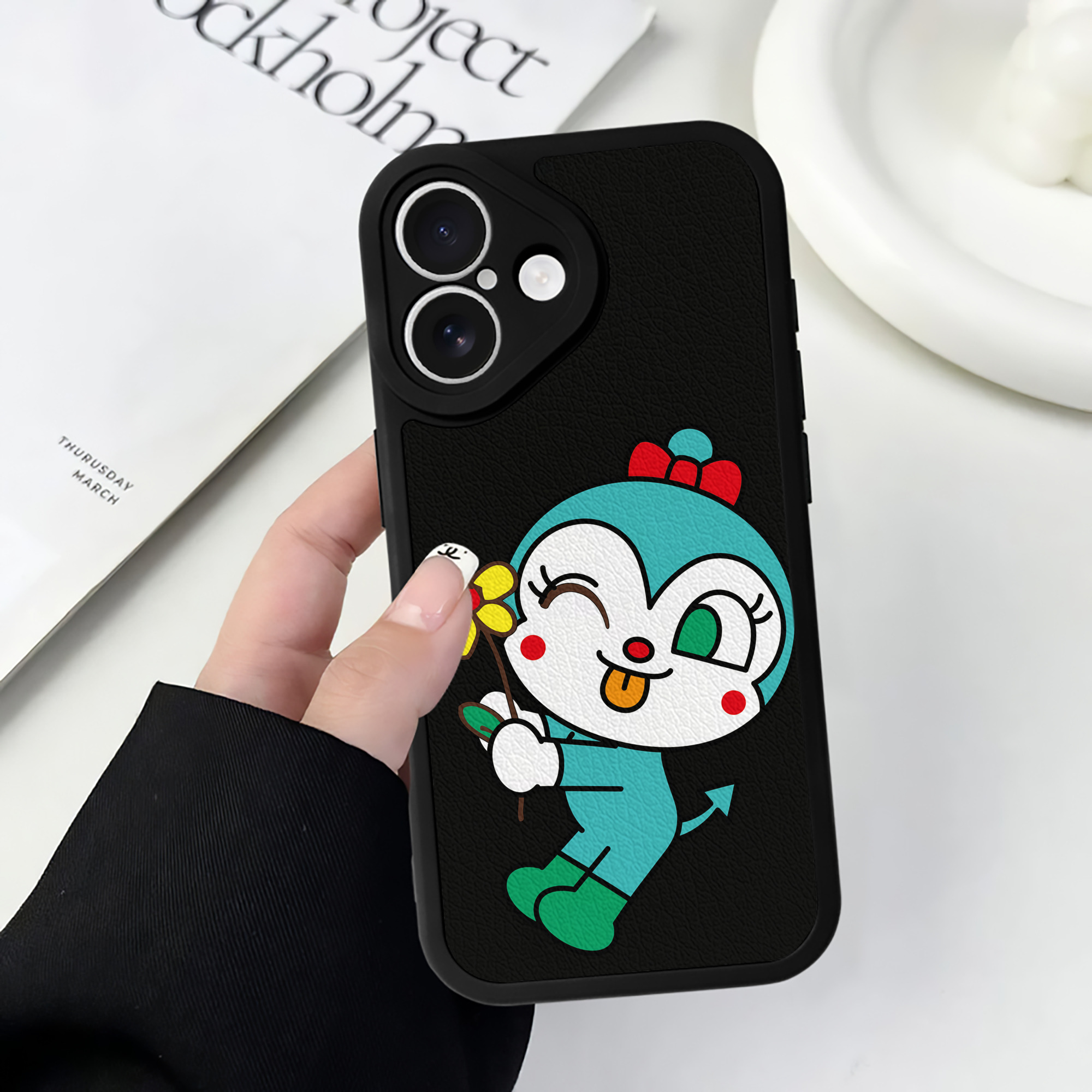 （画像用） アンパンマン Anpanman 【iPhone 16シリーズ対応】シリコンスマホケース（レザー調） 材質：シリコン